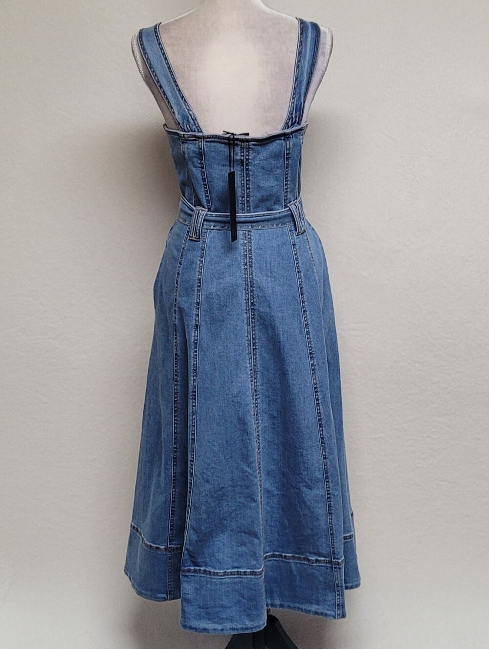 House of Harlow Stretchy Denim Belted Sweetheart Neck Fit & Flare Midi Dress 10 - Picture 8 of 13